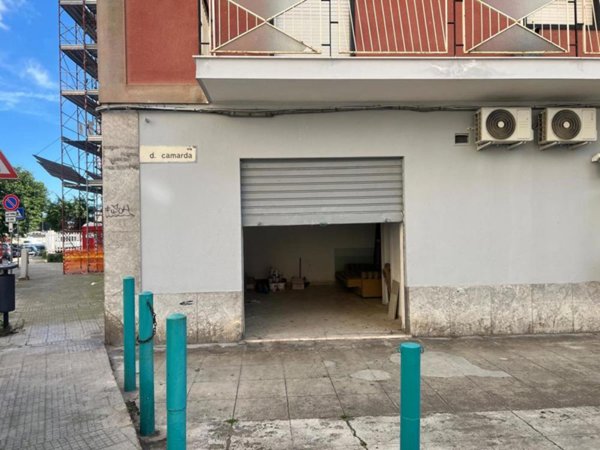 locale di sgombero in vendita a Palermo