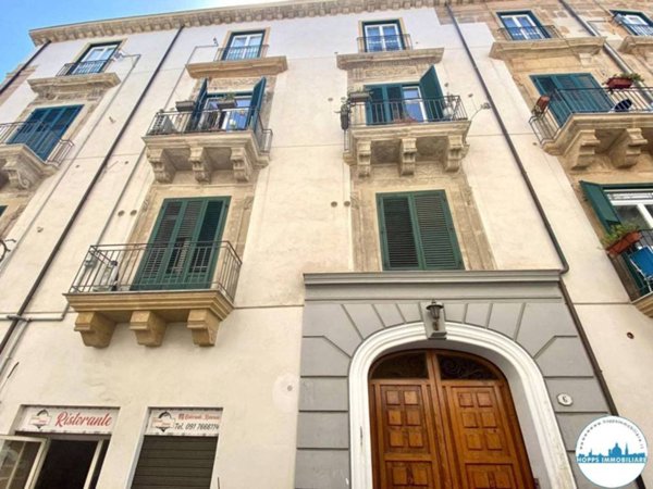 appartamento in vendita a Palermo in zona Centro storico