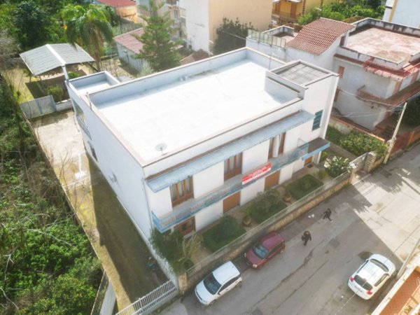 appartamento in vendita a Palermo in zona Chiavelli