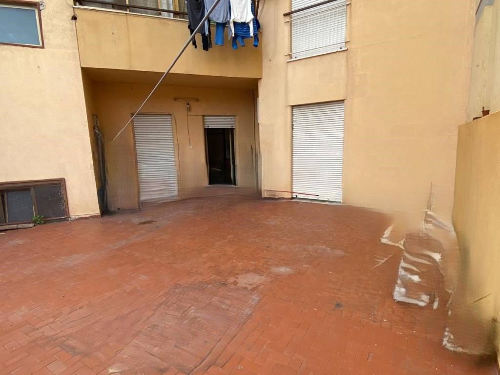 appartamento in vendita a Palermo in zona Montegrappa / Santa Rosalia