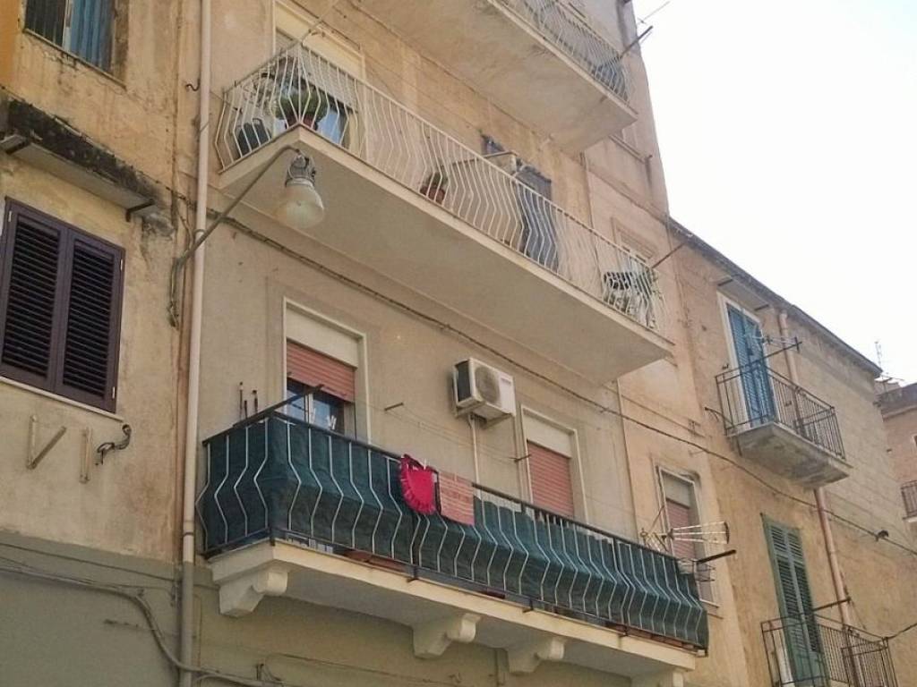 appartamento in vendita a Palermo in zona Montegrappa / Santa Rosalia