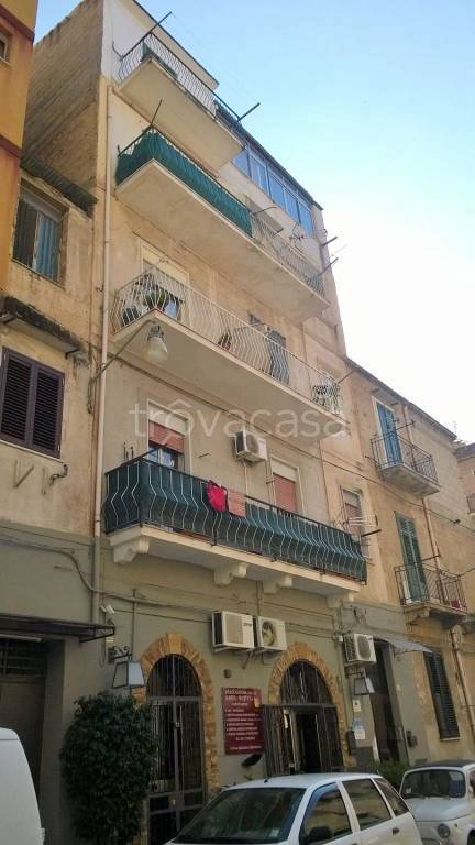 appartamento in vendita a Palermo in zona Montegrappa / Santa Rosalia