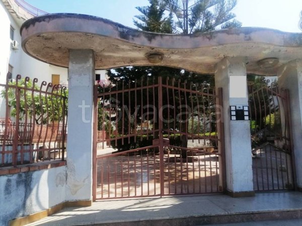 appartamento in vendita a Palermo in zona Chiavelli