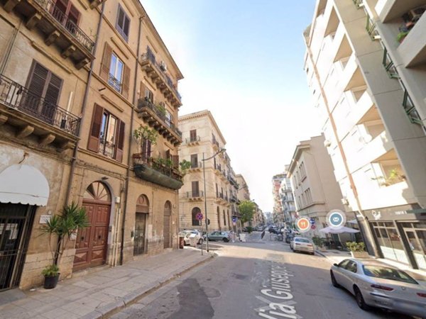 ufficio in vendita a Palermo in zona Centro storico