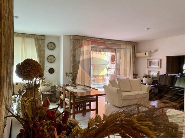 appartamento in vendita a Palermo in zona Chiavelli