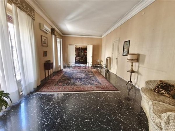 appartamento in vendita a Palermo in zona Politeama