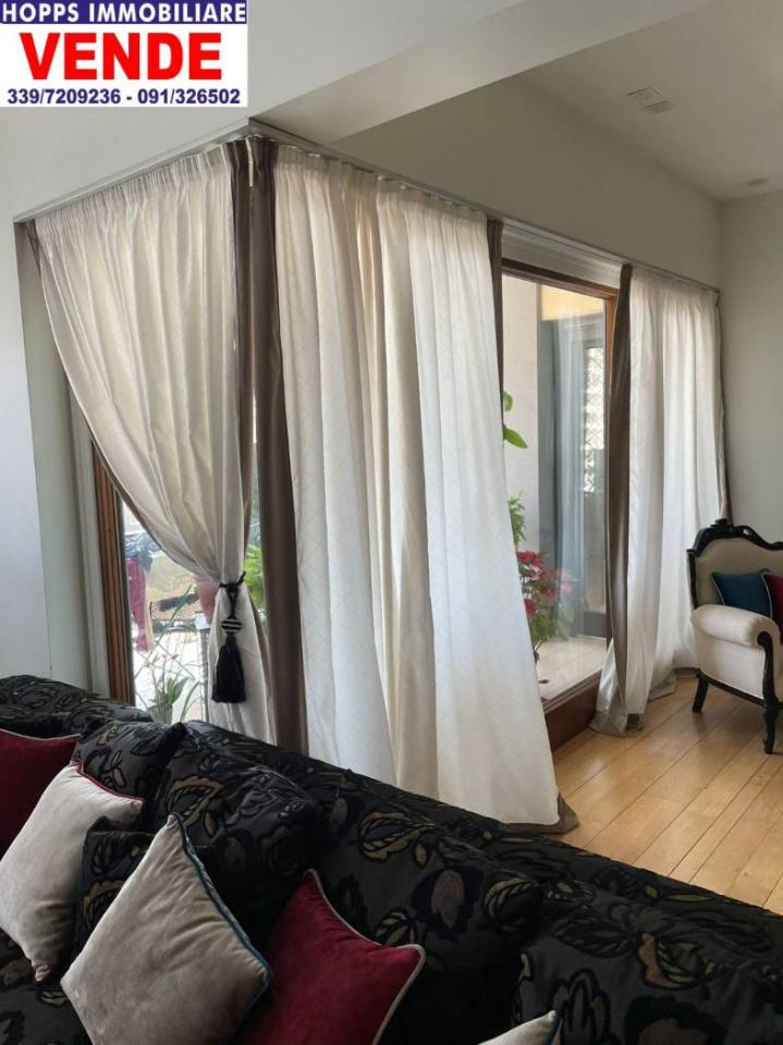 appartamento in vendita a Palermo in zona Libertà
