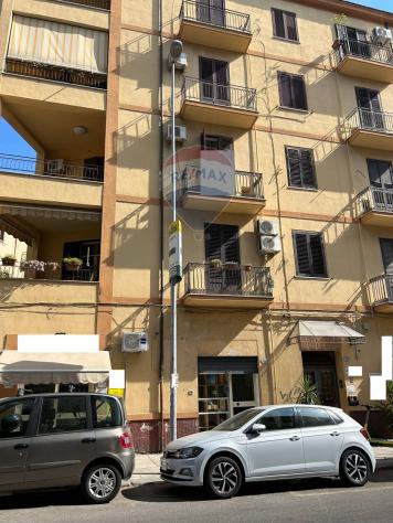 trivano in vendita a Palermo in zona Noce