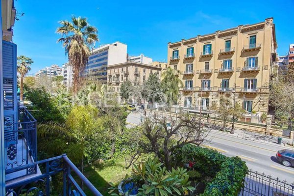 appartamento in vendita a Palermo in zona Libertà