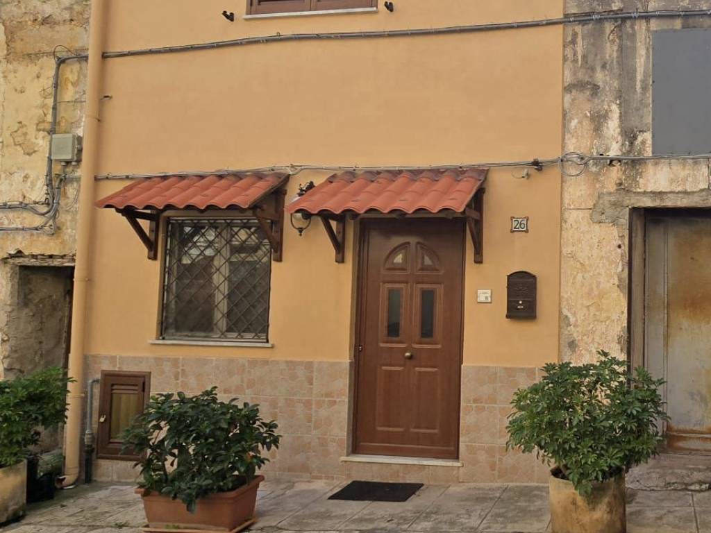 casa indipendente in vendita a Palermo in zona Tommaso Natale