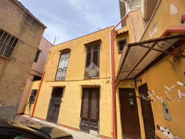 casa indipendente in vendita a Palermo in zona Croceverde