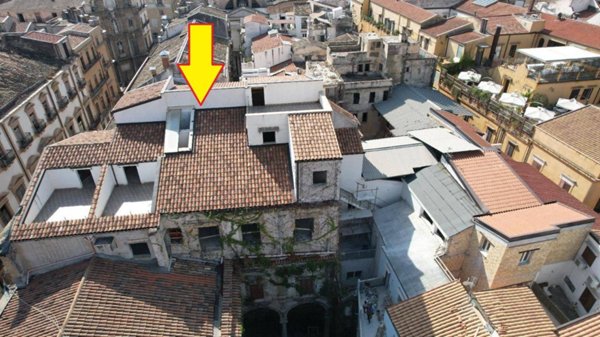 appartamento in vendita a Palermo in zona Centro storico