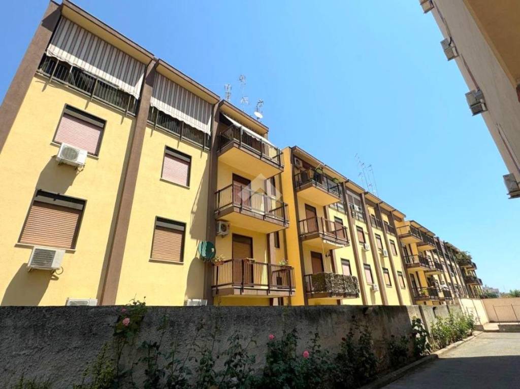 appartamento in vendita a Palermo in zona Zisa