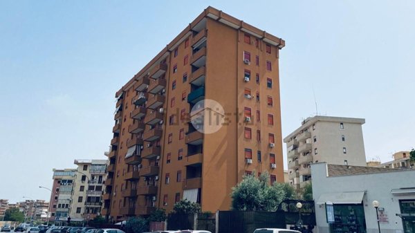 appartamento in vendita a Palermo in zona Villagrazia/Falsomiele