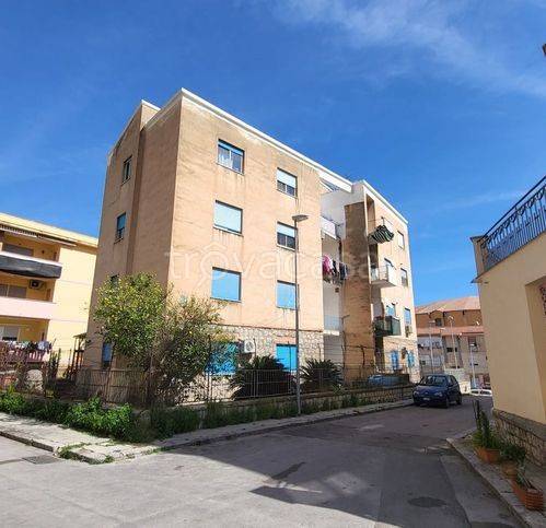 appartamento in vendita a Palermo in zona Arenella/Vergine Maria