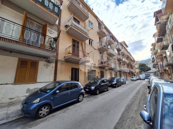 appartamento in vendita a Palermo in zona Oreto