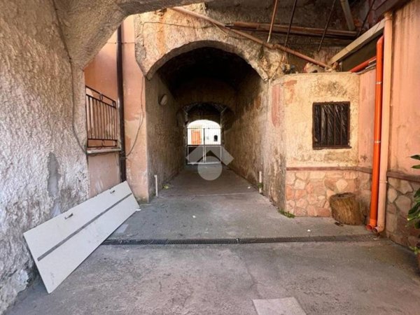 appartamento in vendita a Palermo in zona Partanna