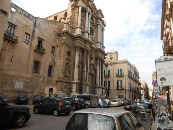appartamento in vendita a Palermo in zona Centro storico