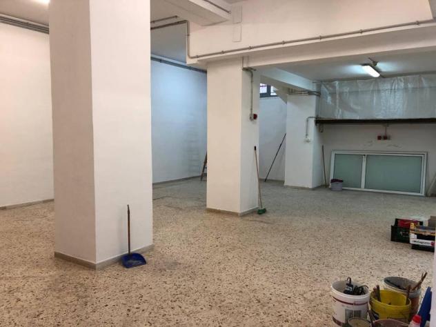 locale commerciale in vendita a Palermo