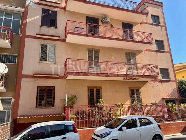 appartamento in vendita a Palermo in zona Oreto