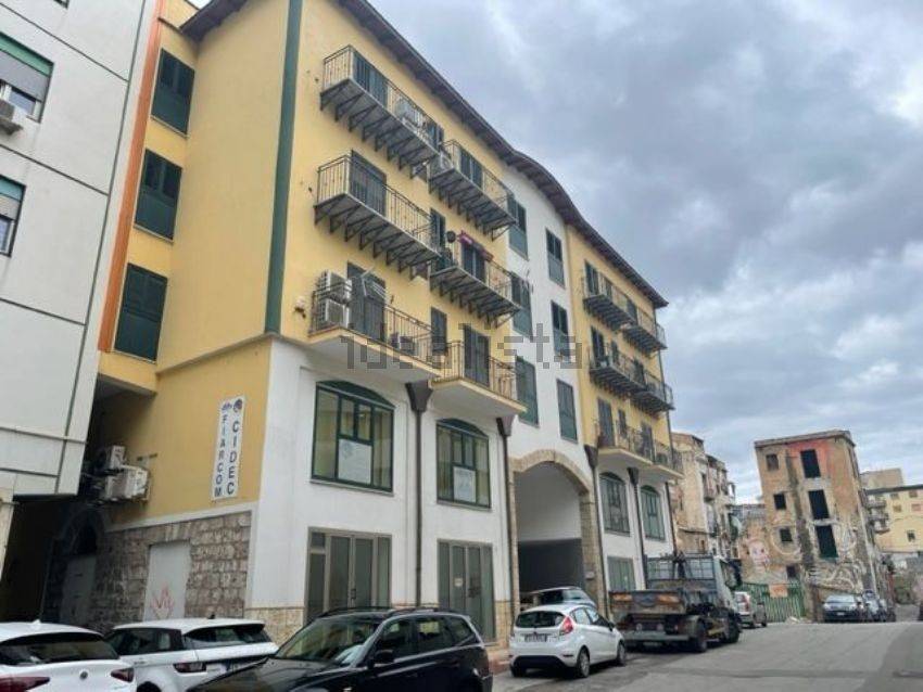 appartamento in vendita a Palermo