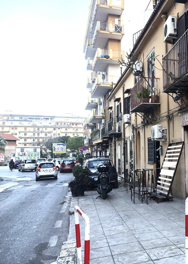 negozio in vendita a Palermo in zona Libertà