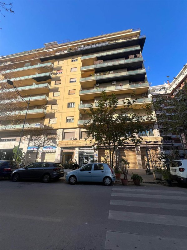 appartamento in vendita a Palermo