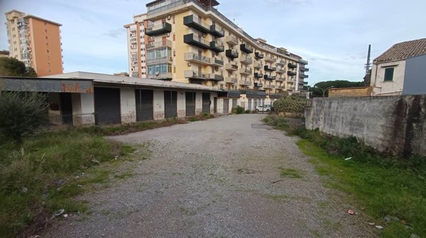 negozio in vendita a Palermo