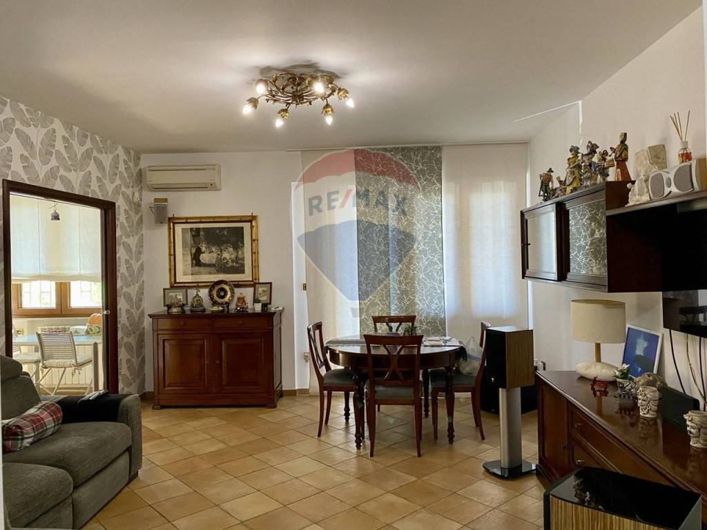 appartamento in vendita a Palermo in zona Politeama