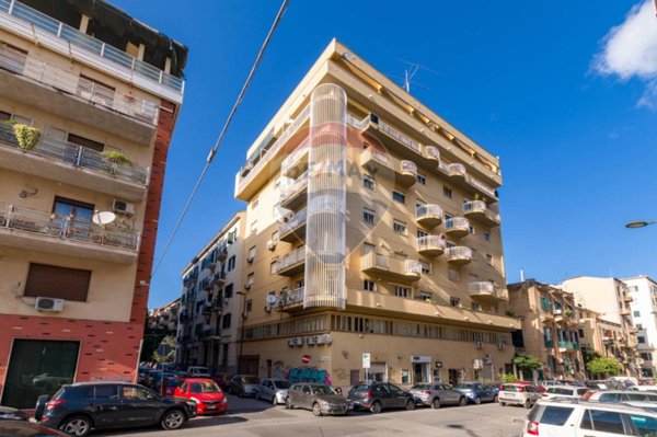 appartamento in vendita a Palermo in zona Libertà