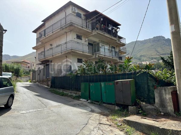 appartamento in vendita a Palermo in zona Villagrazia/Falsomiele