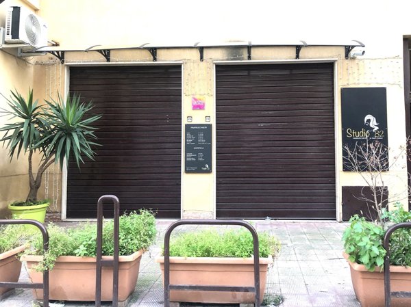 locale commerciale in vendita a Palermo
