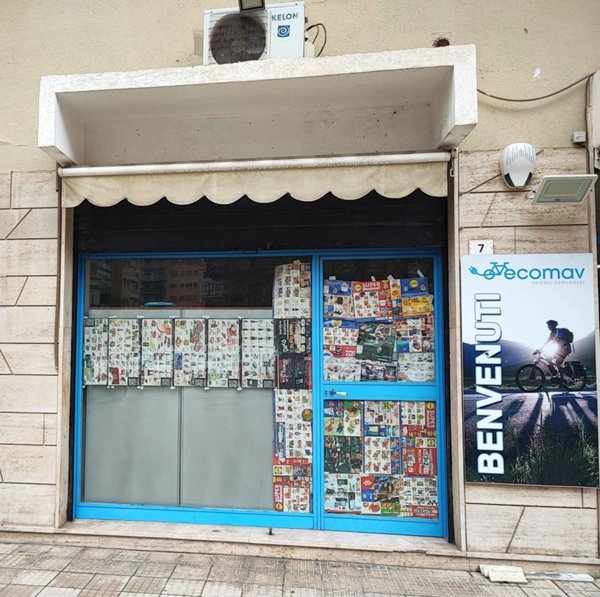 locale commerciale in vendita a Palermo