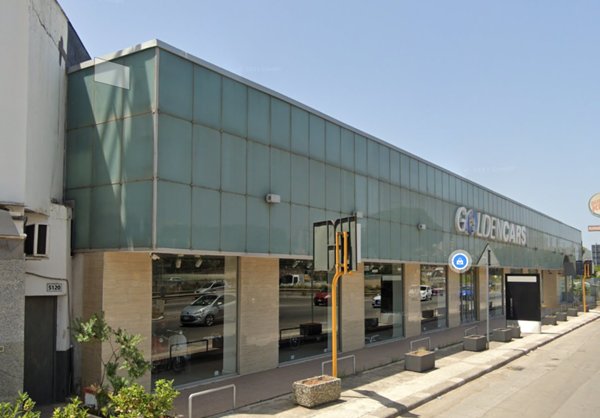 locale commerciale in vendita a Palermo