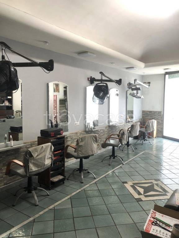 negozio in vendita a Palermo in zona Libertà