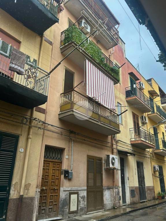 appartamento in vendita a Palermo in zona Acqua dei Corsari