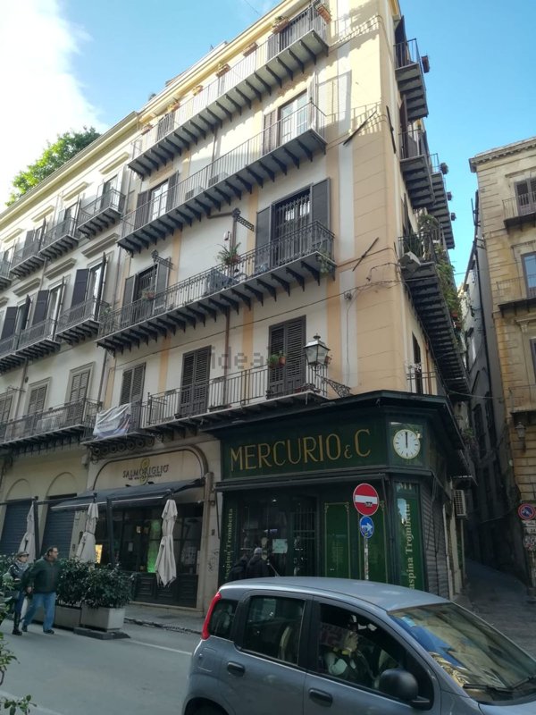 appartamento in vendita a Palermo in zona Centro storico