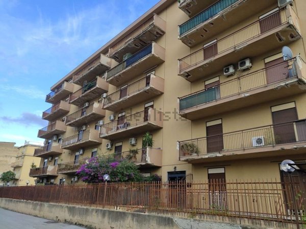 appartamento in vendita a Palermo in zona Settecannoli