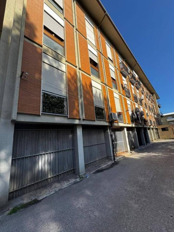 appartamento in vendita a Palermo in zona Montegrappa / Santa Rosalia