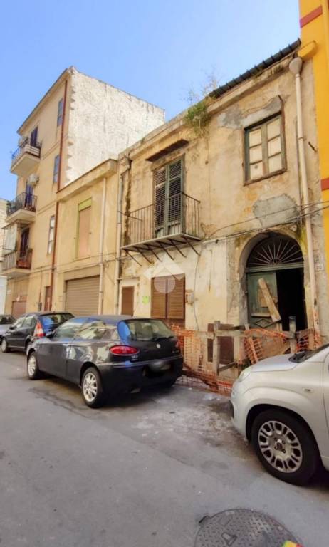 casa indipendente in vendita a Palermo in zona Noce