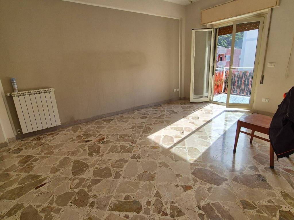 appartamento in vendita a Palermo in zona Villagrazia/Falsomiele