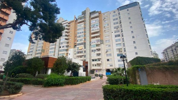 appartamento in vendita a Palermo in zona Libertà