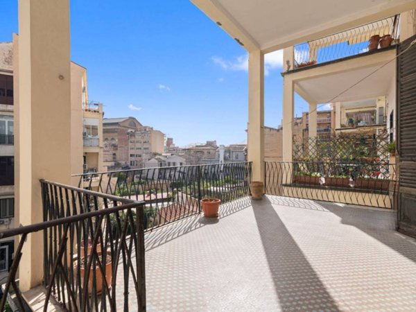 appartamento in vendita a Palermo in zona Libertà