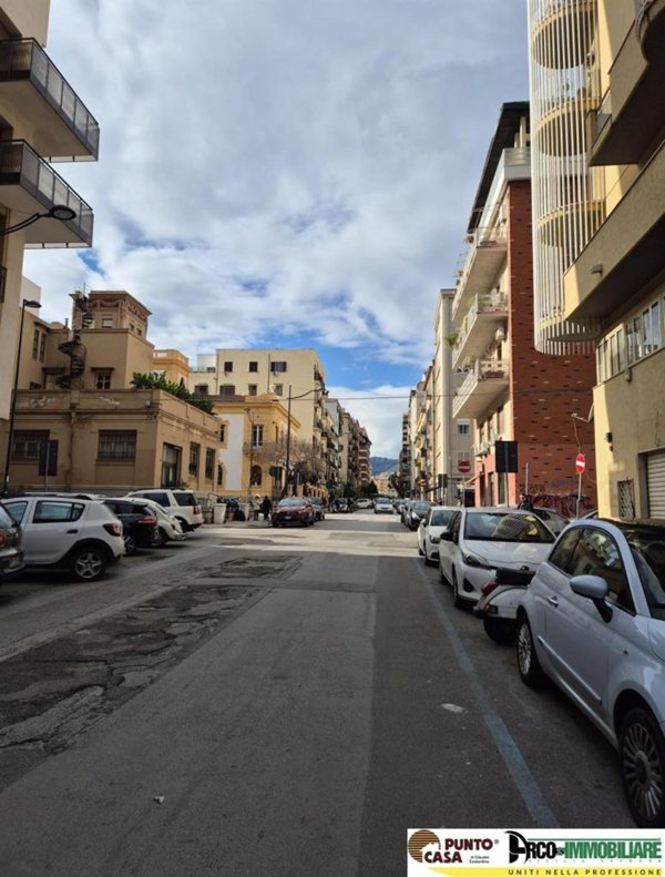 appartamento in vendita a Palermo