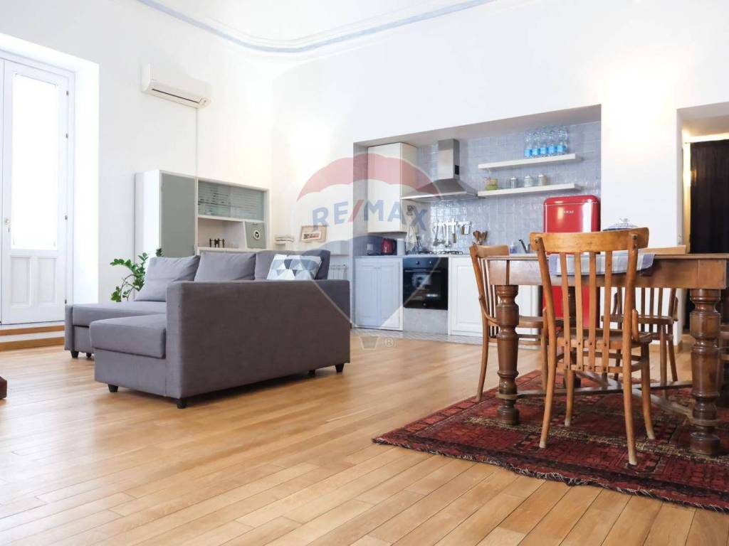 appartamento in vendita a Palermo in zona Centro storico