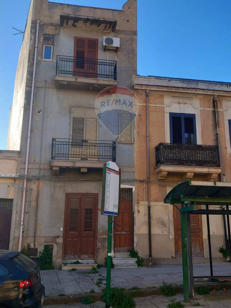 casa indipendente in vendita a Palermo in zona Villagrazia/Falsomiele