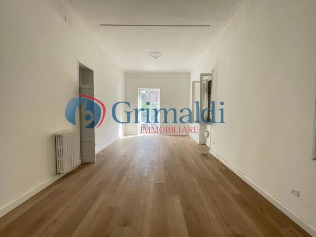 appartamento in vendita a Palermo in zona Malaspina/Palagonia