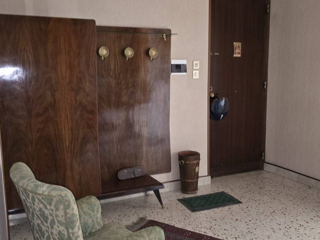 appartamento in vendita a Palermo in zona Zisa