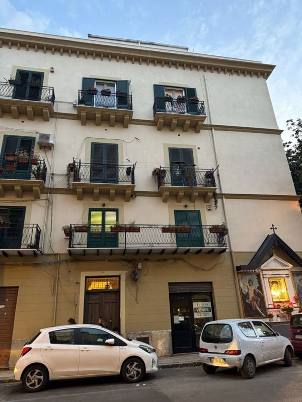 appartamento in vendita a Palermo