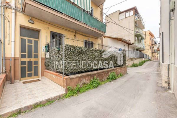 appartamento in vendita a Palermo in zona Mezzomonreale